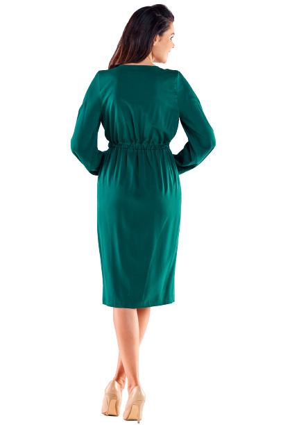 Sukienka midi marszczona z wiskozy długi rękaw dekolt V zielona